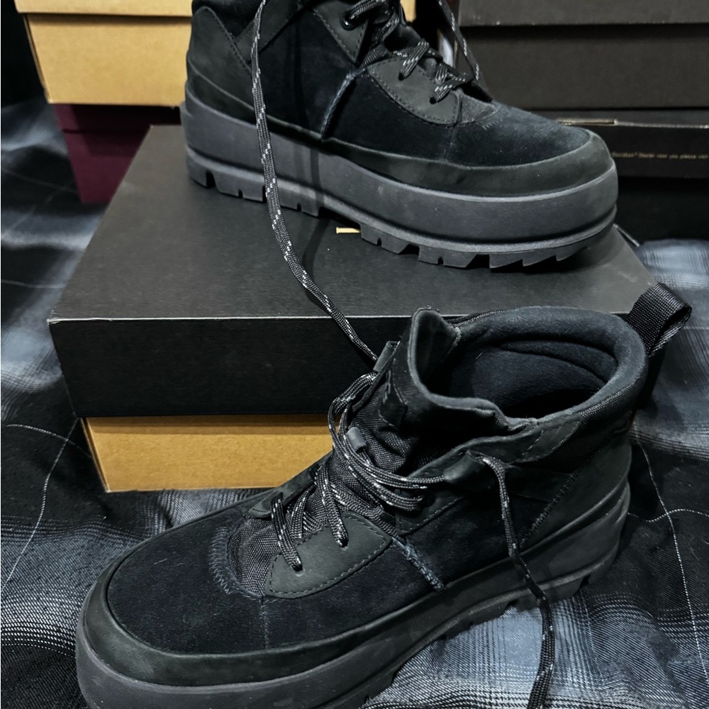 UGG Men's Black Chunky Sole Boots